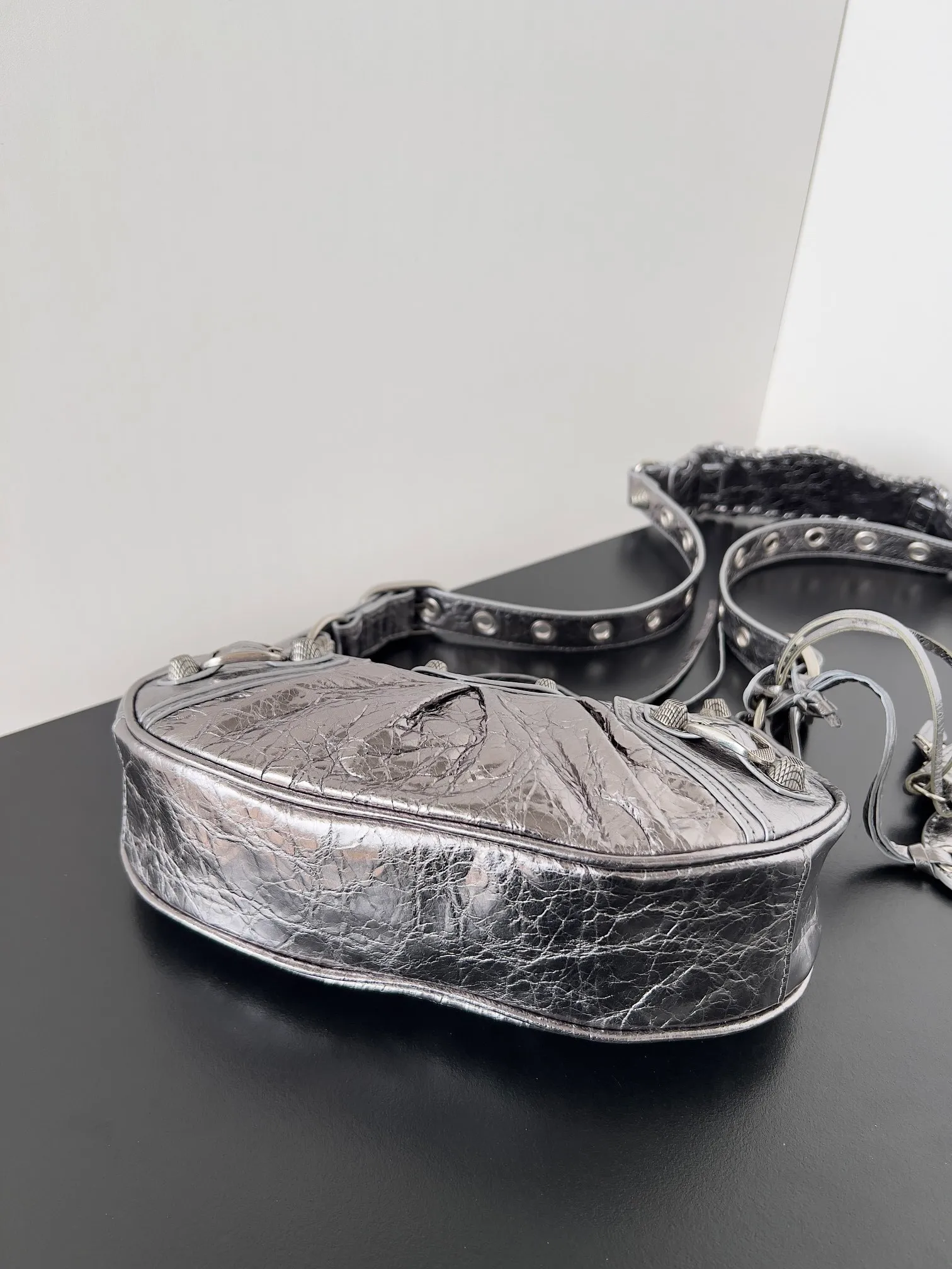 All categories Balenciaga Women's Bags (Balenciaga) Balenciaga 3325