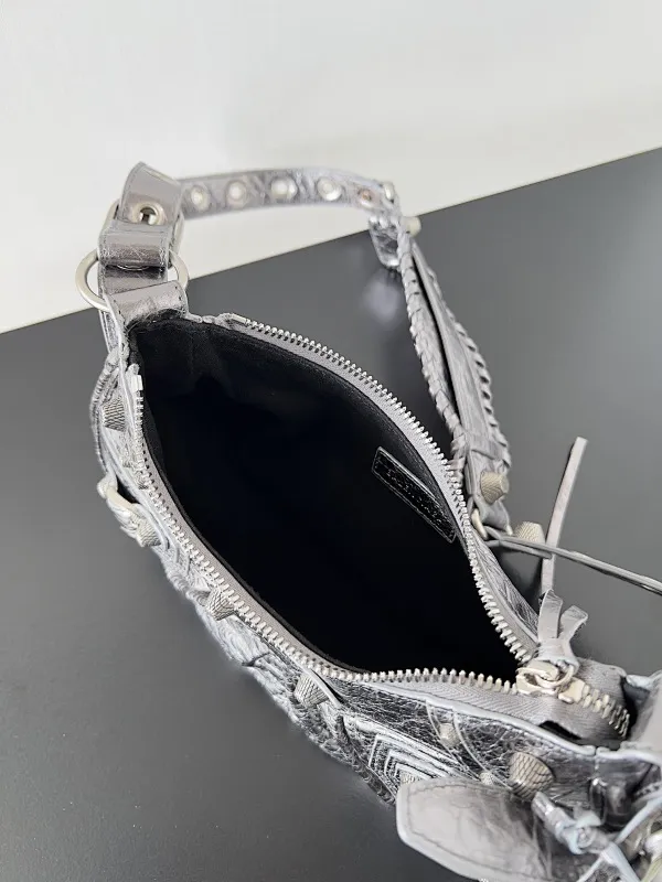 All categories Balenciaga Women's Bags (Balenciaga) Balenciaga 3325