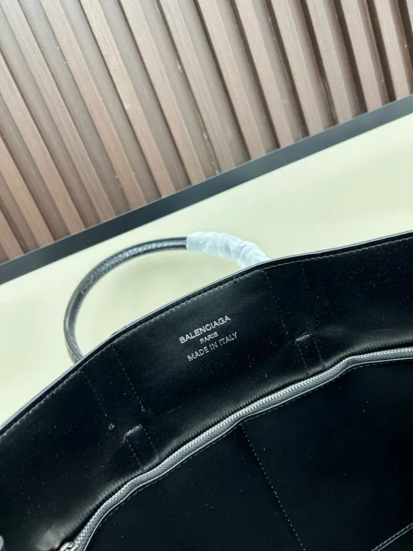 All Categories Balenciaga Women's Bags (Balenciaga) Balenciaga 8050