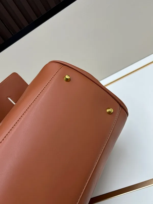 All Categories Balenciaga Women's Bags (Balenciaga) Balenciaga 8050