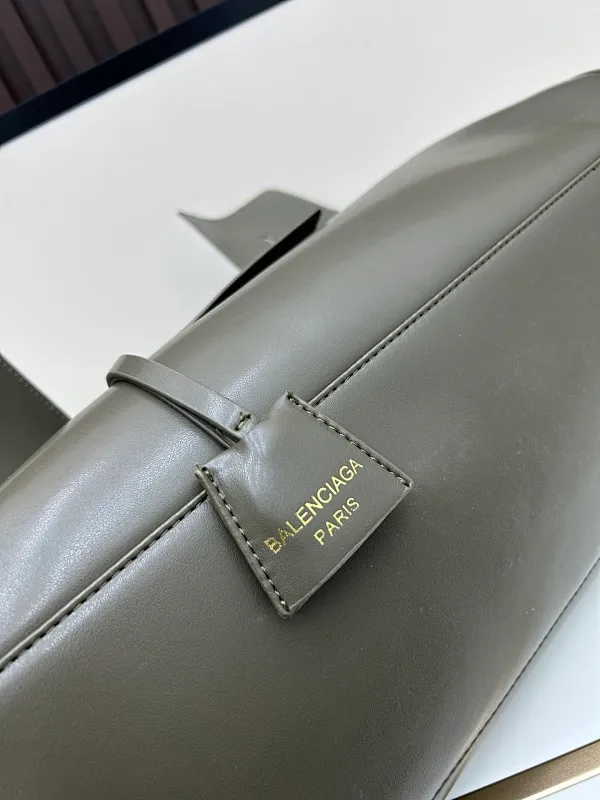 All Categories Balenciaga Women's Bags (Balenciaga) Balenciaga 8050