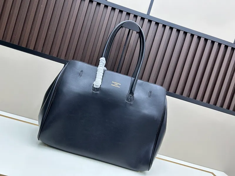 All Categories Balenciaga Women's Bags (Balenciaga) Balenciaga 8050