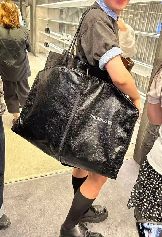 All categories Balenciaga Women's Bags (Balenciaga) Balenciaga 58915