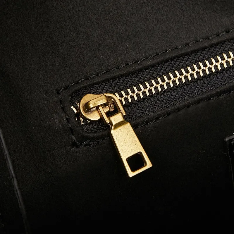 All Categories Official Website "Brand Women's Bags" Women's Bags 💙 BALENCIAGA 2025 Official Website New Balenciaga Crossbody Bag