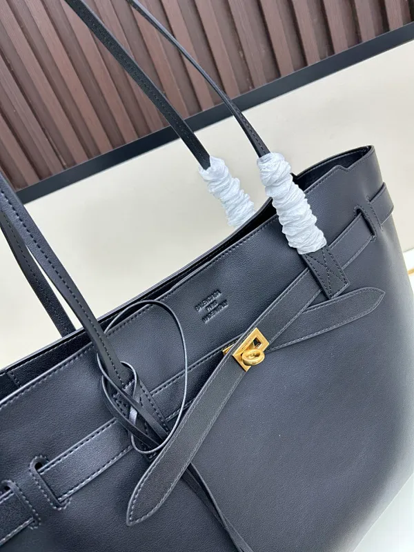 All Categories Balenciaga Women's Bags (Balenciaga) Balenciaga 2638