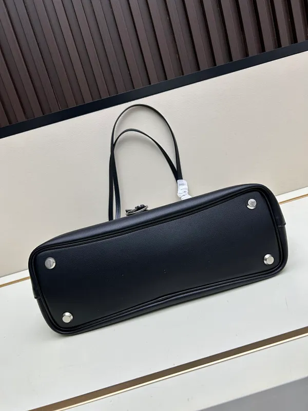All Categories Balenciaga Women's Bags (Balenciaga) Balenciaga 2638