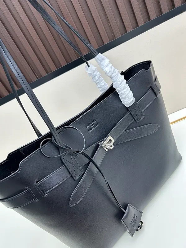 All Categories Balenciaga Women's Bags (Balenciaga) Balenciaga 2638