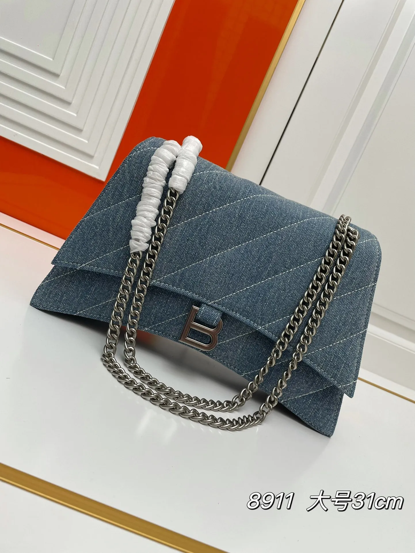All categories Official website "Brand Women's Bags" Women's Bags 💙 BALENCIAGA 2023 latest Balenciaga denim crossbody bag