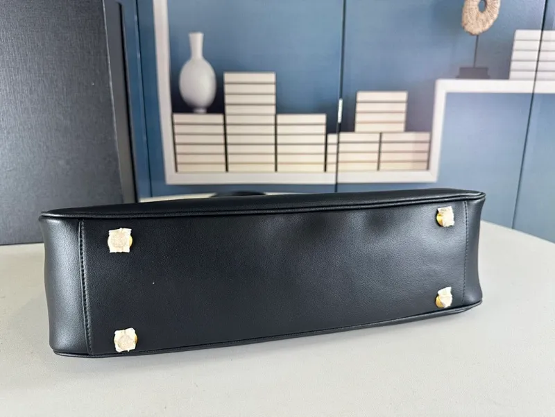 All categories Balenciaga Women's Bags (Balenciaga) Balenciaga 97728