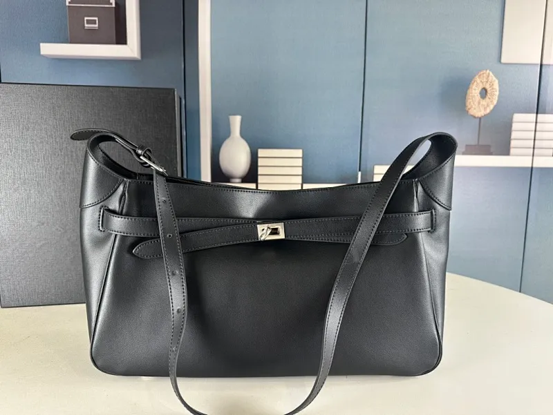 All categories Balenciaga Women's Bags (Balenciaga) Balenciaga 97728