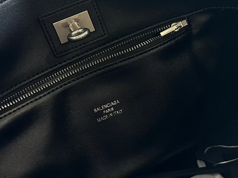 All categories Balenciaga Women's Bags (Balenciaga) Balenciaga 97728