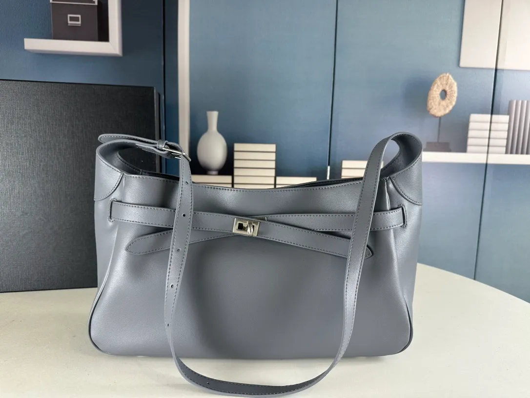 All categories Balenciaga Women's Bags (Balenciaga) Balenciaga 97728