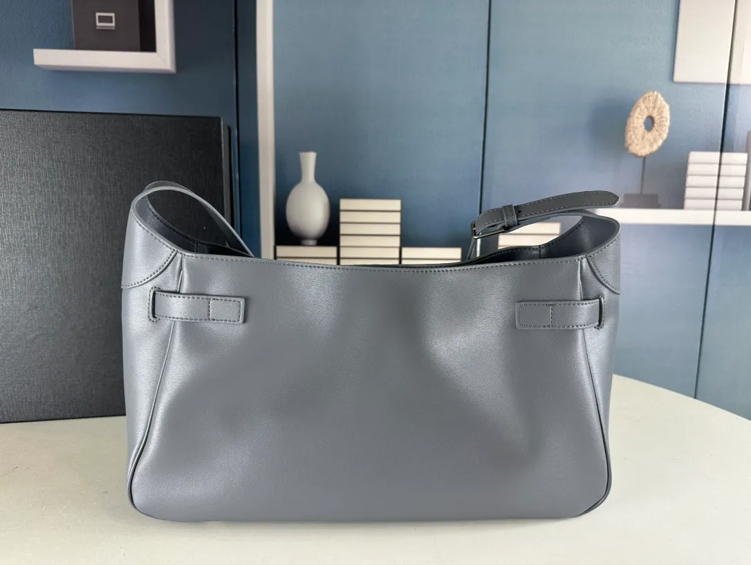 All categories Balenciaga Women's Bags (Balenciaga) Balenciaga 97728
