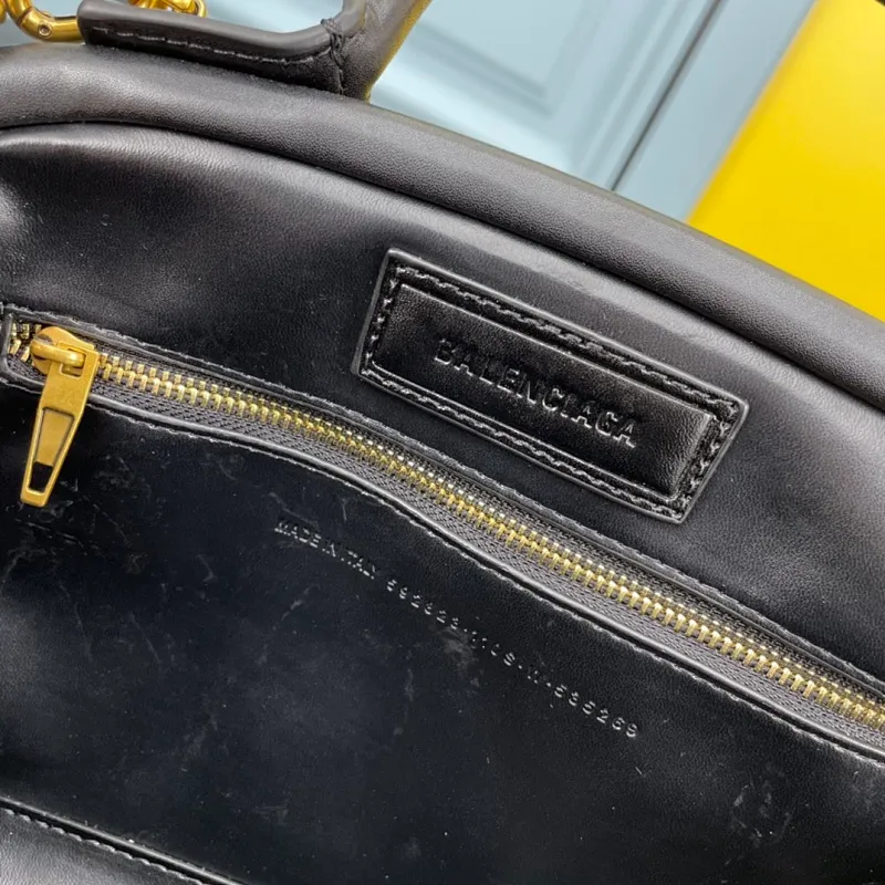 All Categories Balenciaga Women's Bags (Balenciaga) Balenciaga 9272