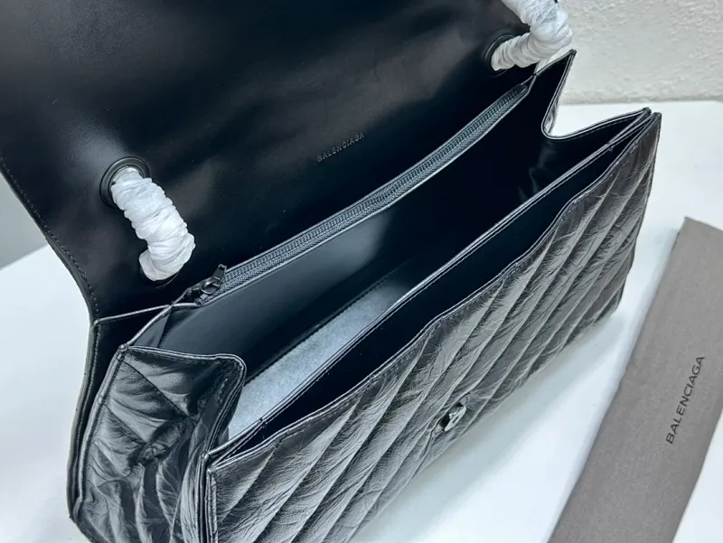 All categories Official website "Brand Women's Bags" Women's Bags 💙 BALENCIAGA 2023 latest Balenciaga crossbody bag