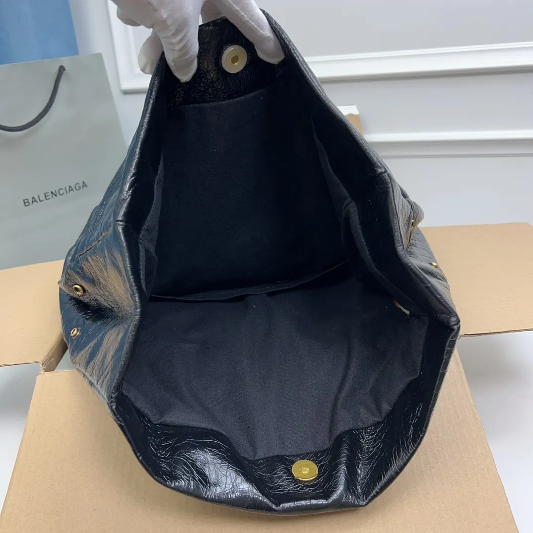 All Categories Balenciaga Women's Bags (Balenciaga) Balenciaga 2323