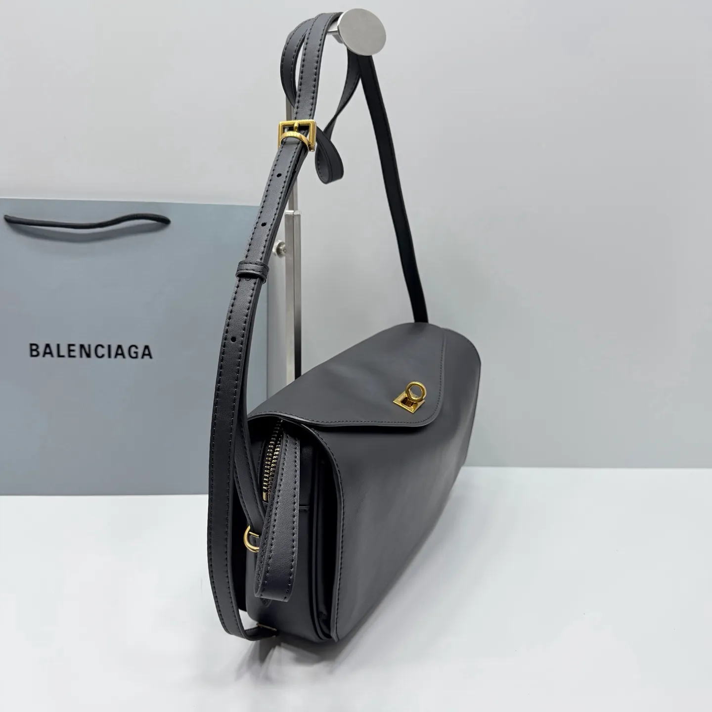 All Categories Official Website "Brand Women's Bags" Women's Bags 💙 BALENCIAGA 2026 New Balenciaga Crossbody Bag