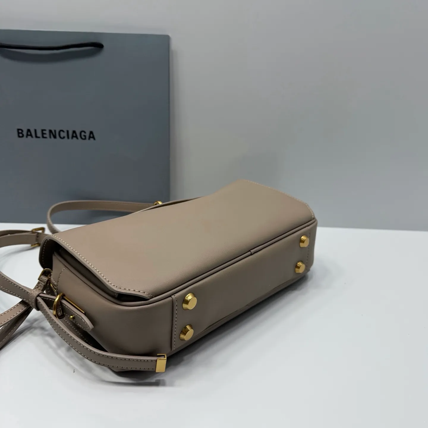All Categories Official Website "Brand Women's Bags" Women's Bags 💙 BALENCIAGA 2026 New Balenciaga Crossbody Bag