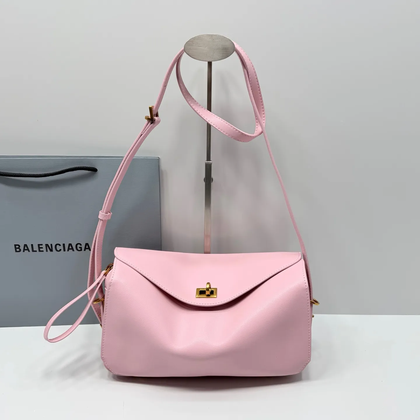 All Categories Official Website "Brand Women's Bags" Women's Bags 💙 BALENCIAGA 2026 New Balenciaga Crossbody Bag