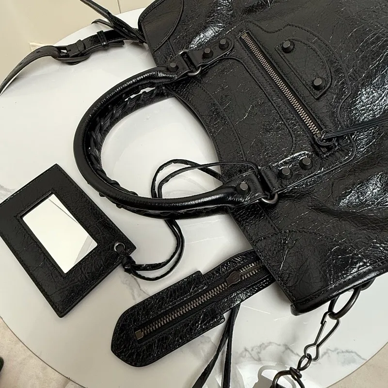 All categories Balenciaga Women's Bags (Balenciaga) Balenciaga 188110