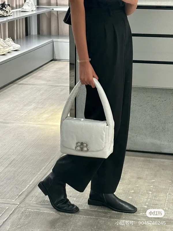 All Categories Balenciaga Women's Bags (Balenciaga) Balenciaga 6071