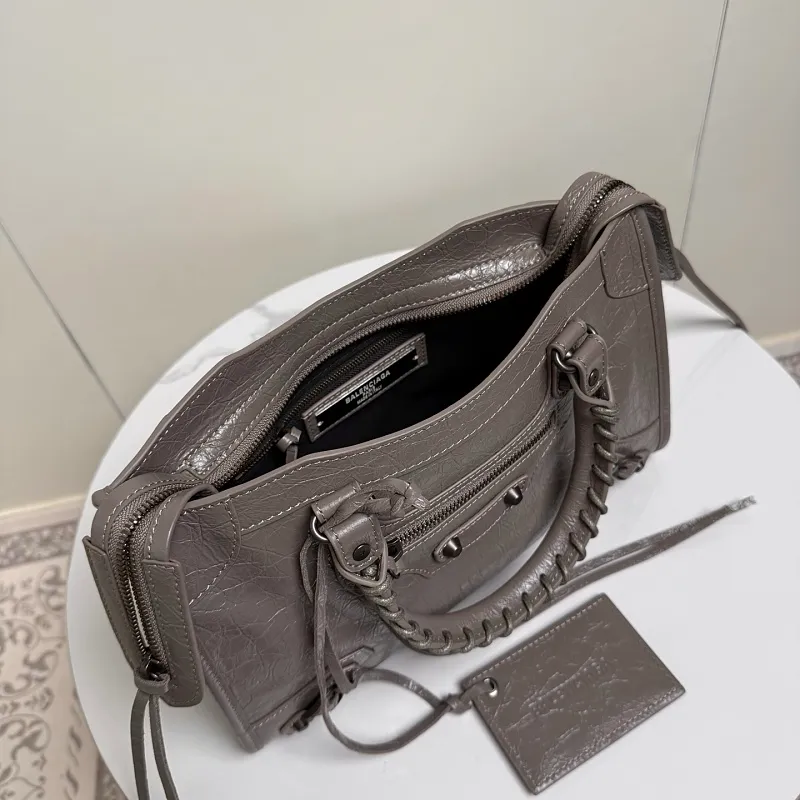 All categories Balenciaga Women's Bags (Balenciaga) Balenciaga 188110