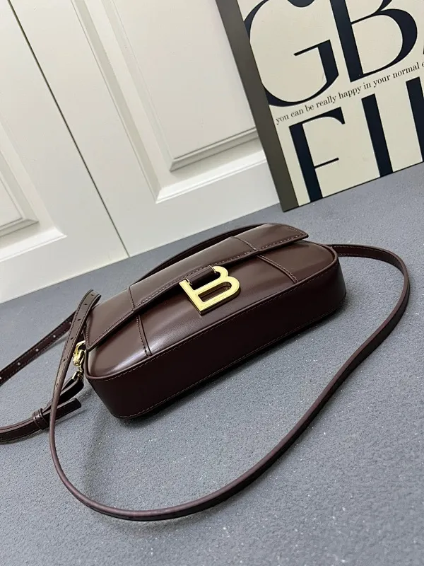 All Categories Official Website "Brand Women's Bags" Women's Bags 💙 BALENCIAGA 2025 New Balenciaga Crossbody Bag