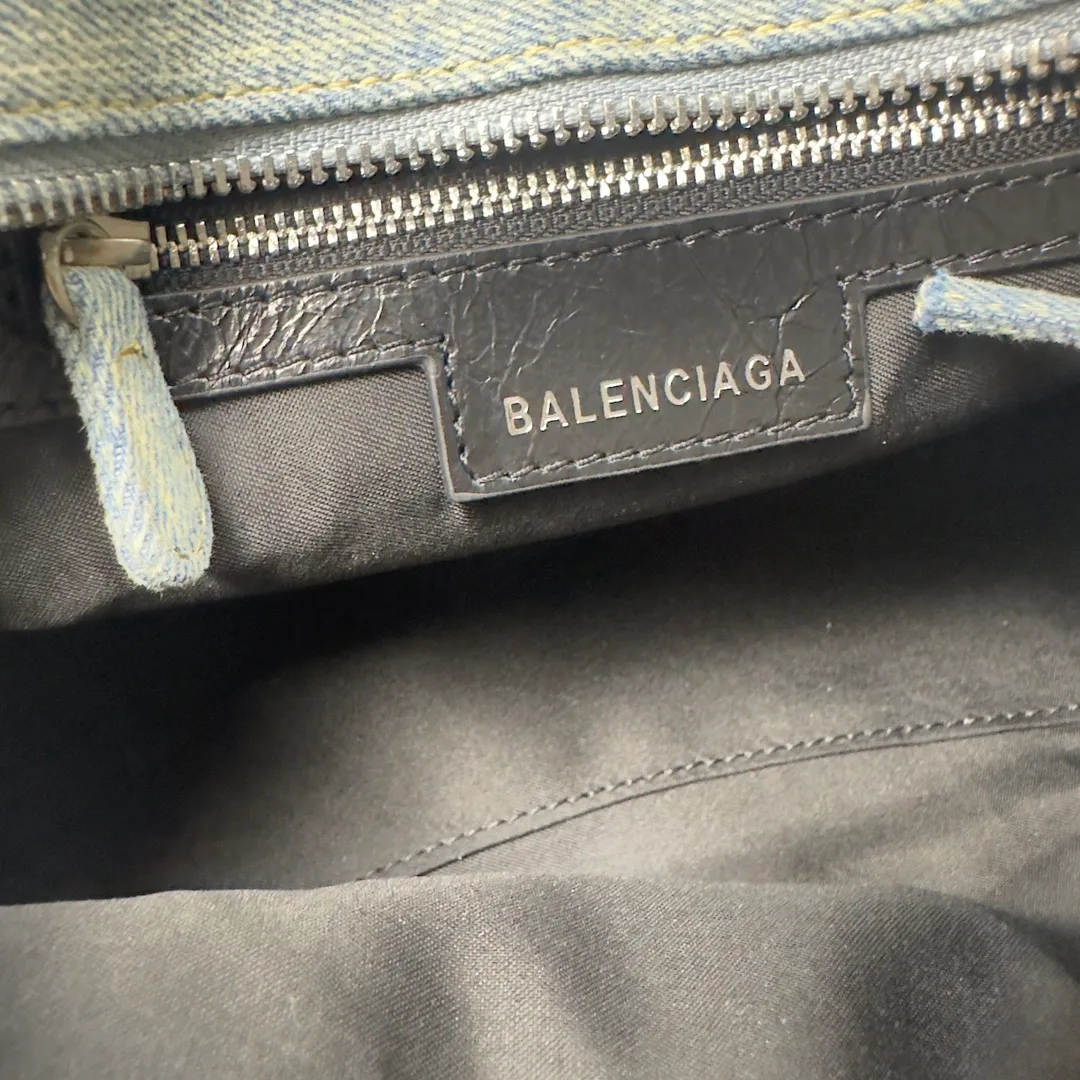 All categories Balenciaga Women's Bags (Balenciaga) Balenciaga 26318