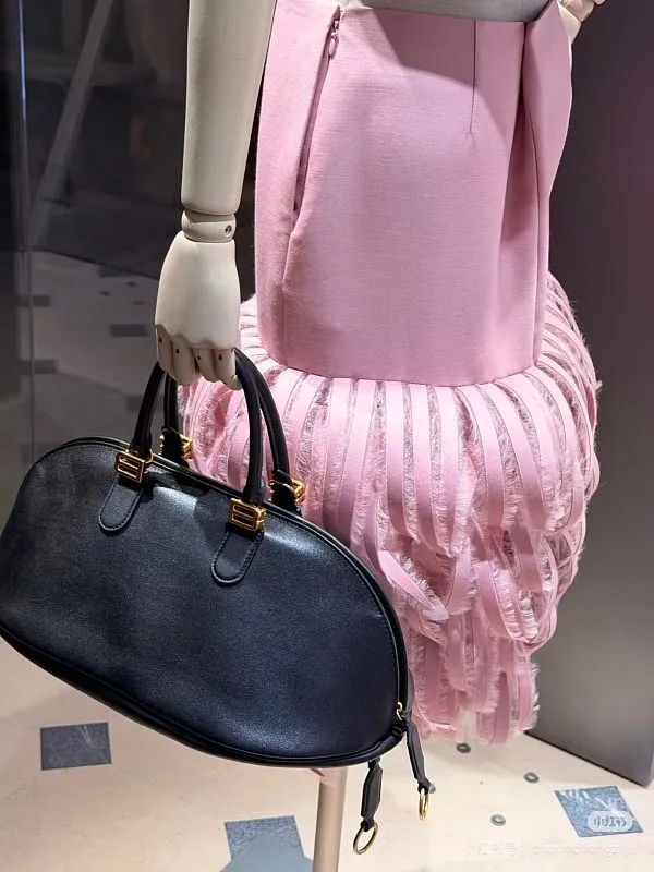 All Categories Balenciaga Women's Bags (Balenciaga) Balenciaga 8812