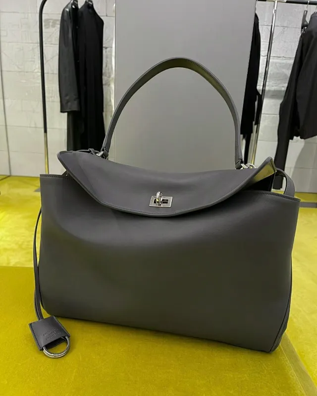 All Categories Balenciaga Women's Bags (Balenciaga) Balenciaga 2211