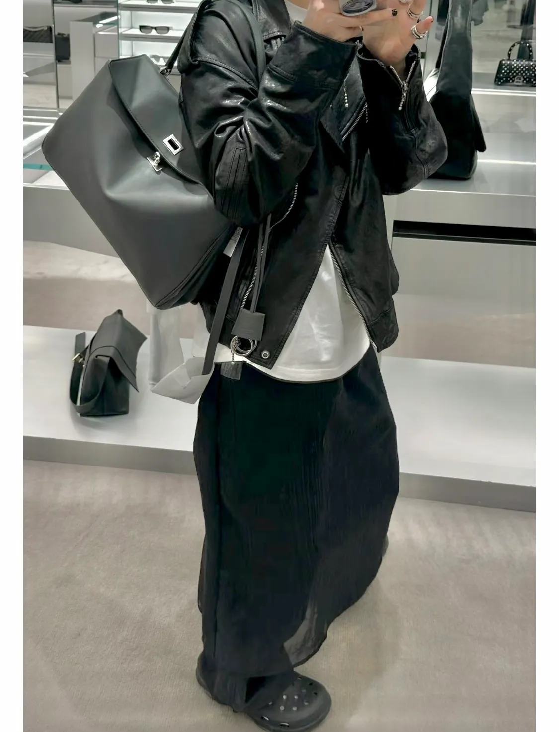 All Categories Balenciaga Women's Bags (Balenciaga) Balenciaga 2211