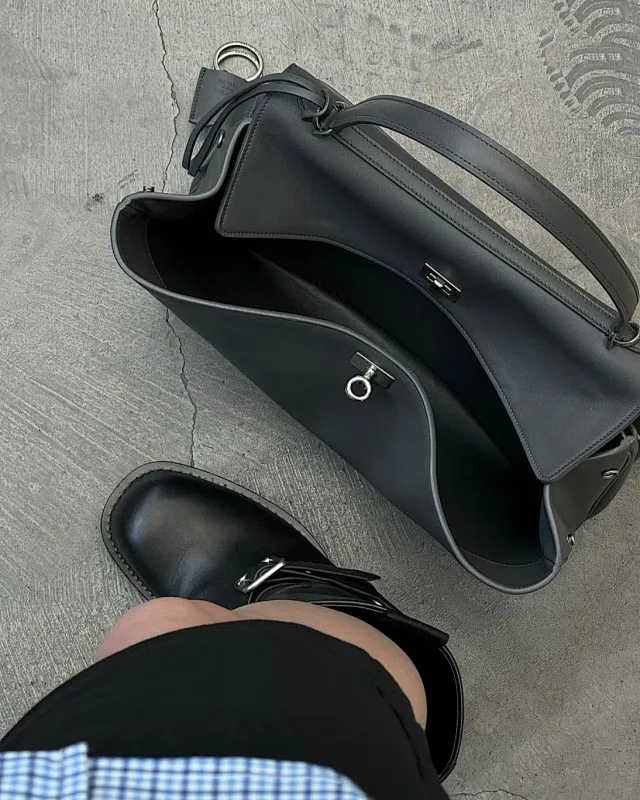 All Categories Balenciaga Women's Bags (Balenciaga) Balenciaga 2211