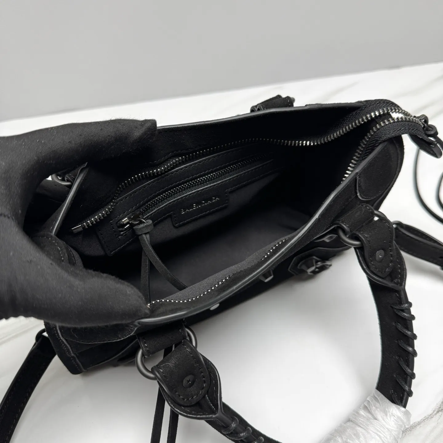All Categories Balenciaga Women's Bags (Balenciaga) Balenciaga 6604