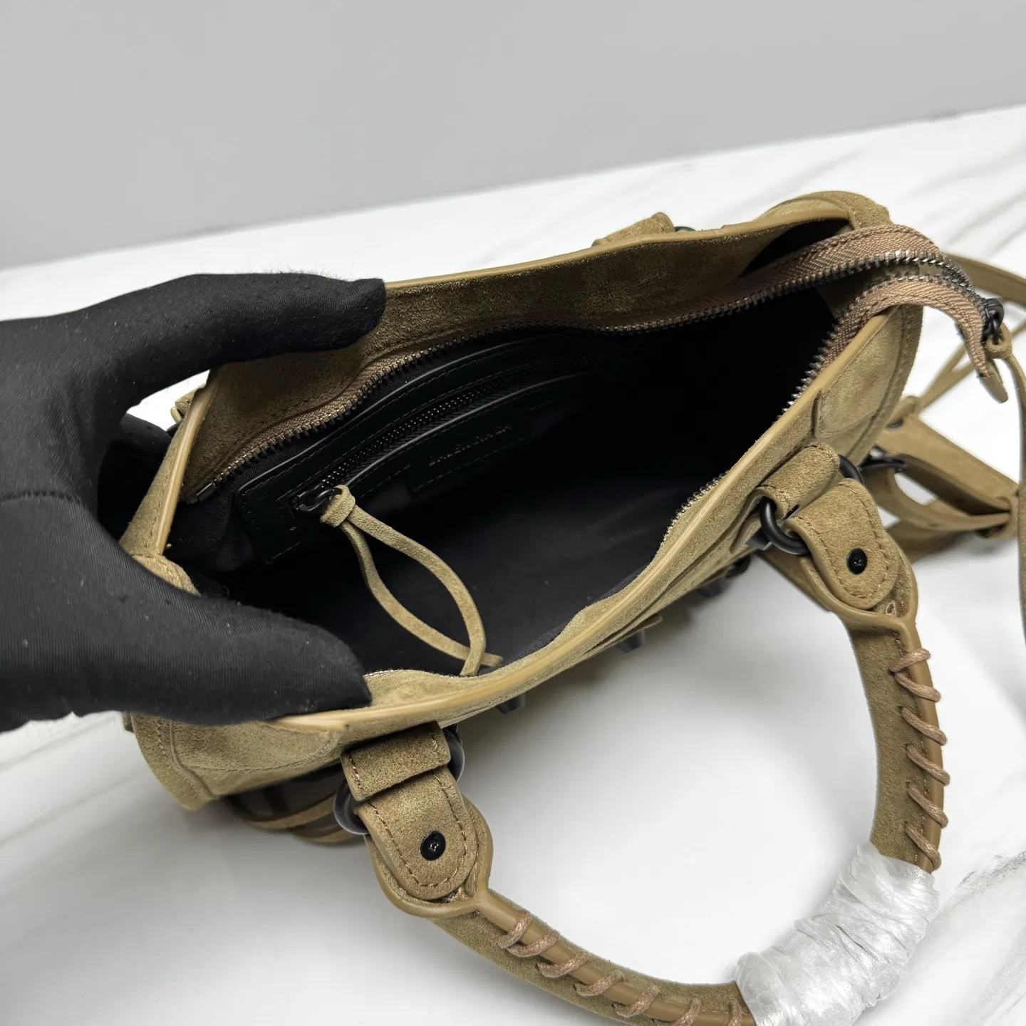 All Categories Balenciaga Women's Bags (Balenciaga) Balenciaga 6604