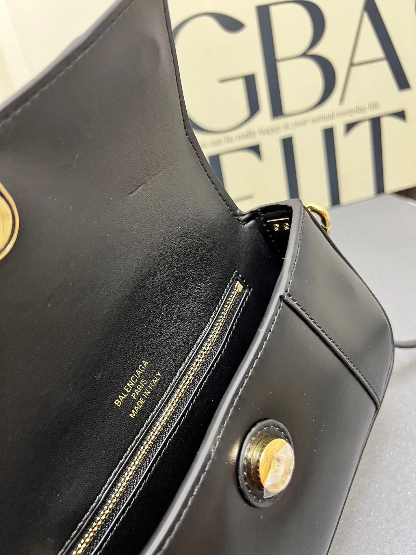 All Categories Official Website "Brand Women's Bags" Women's Bags 💙 BALENCIAGA 2025 New Balenciaga Crossbody Bag