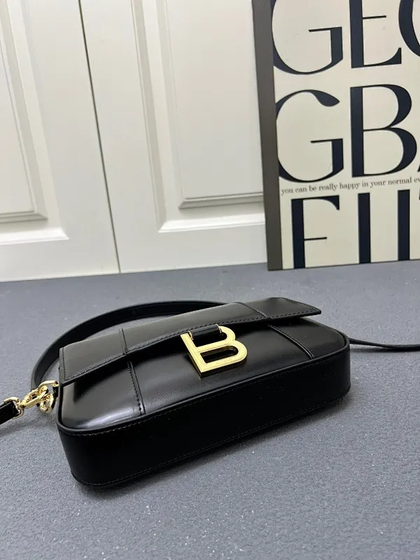 All Categories Official Website "Brand Women's Bags" Women's Bags 💙 BALENCIAGA 2025 New Balenciaga Crossbody Bag