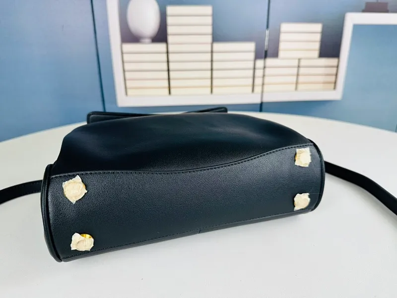 All categories Balenciaga Women's Bags (Balenciaga) Balenciaga 95562