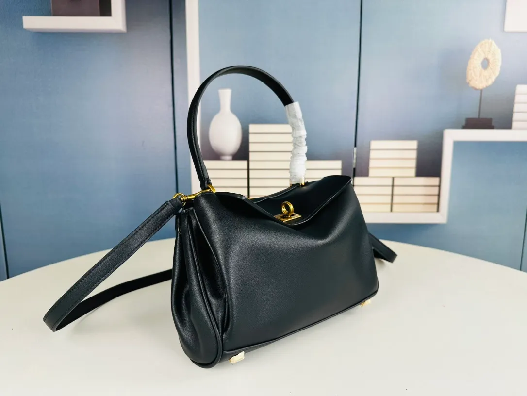 All categories Balenciaga Women's Bags (Balenciaga) Balenciaga 95562