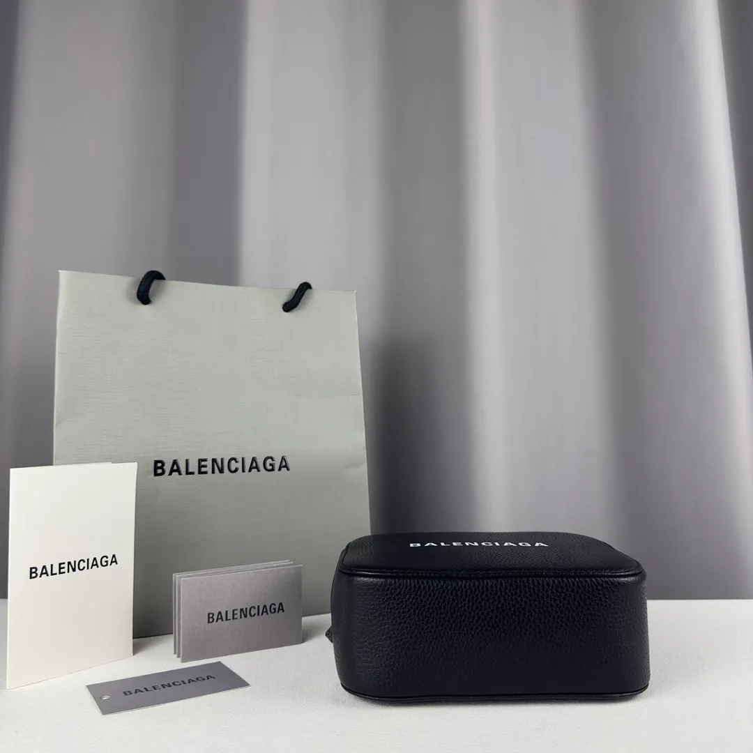 All Categories Balenciaga Women's Bags (Balenciaga) Balenciaga 2020
