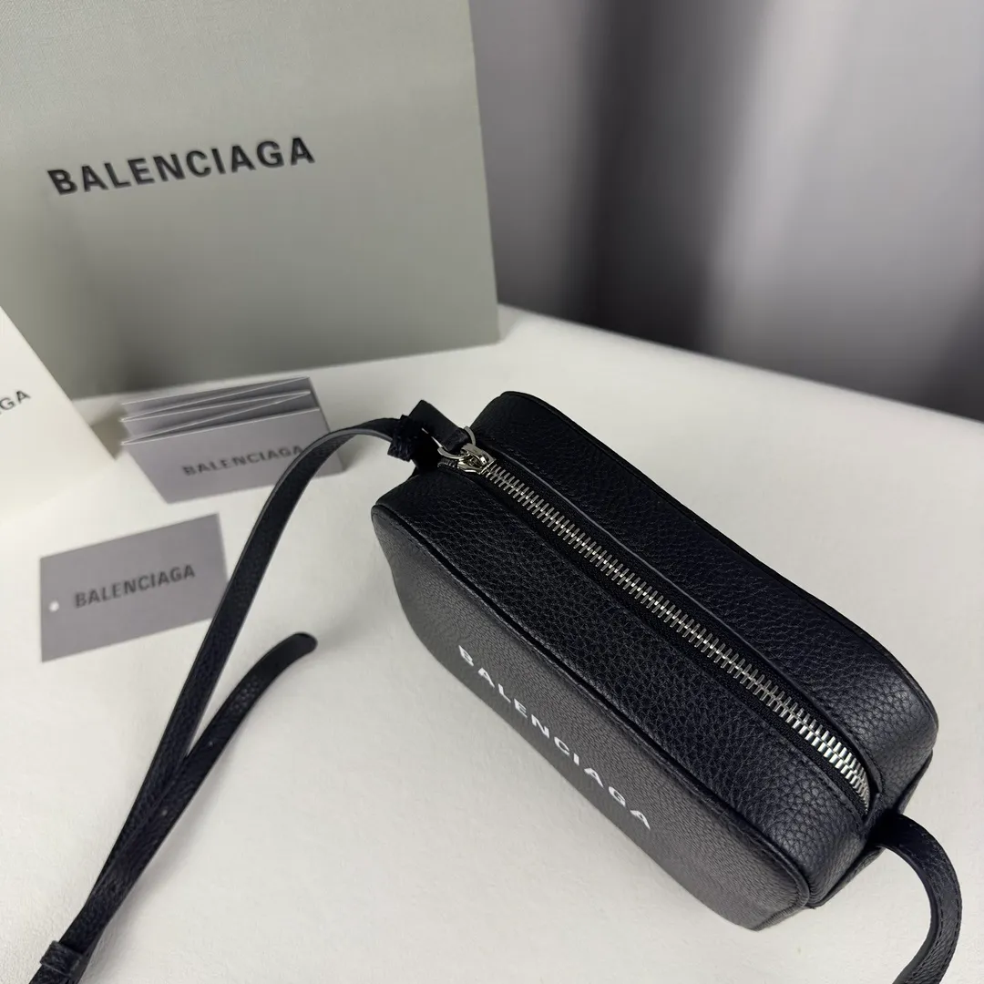 All Categories Balenciaga Women's Bags (Balenciaga) Balenciaga 2020