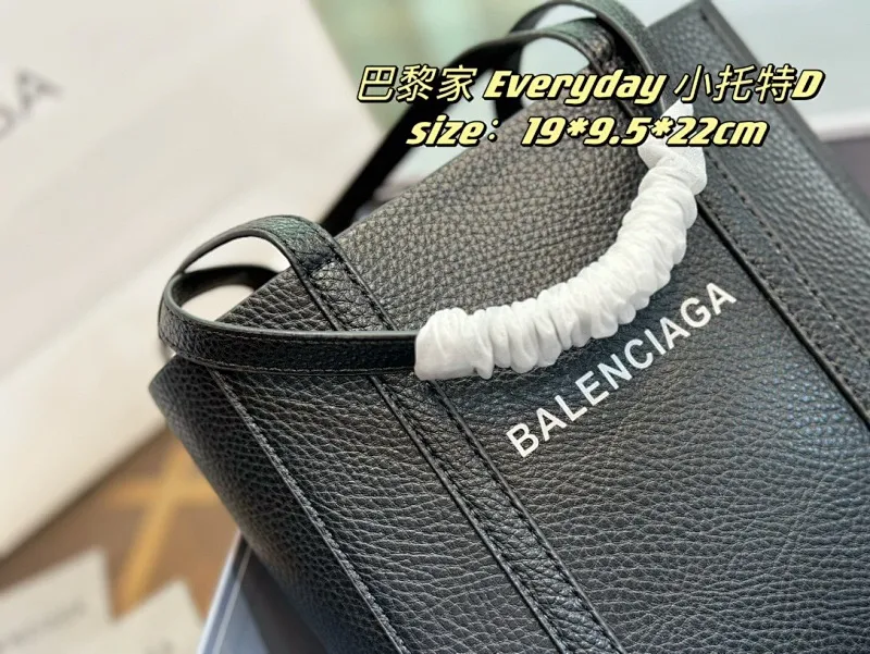 All Categories Official Website "Brand Women's Bags" Women's Bags 💙 BALENCIAGA 2024 Official Website New Balenciaga Tote Bag