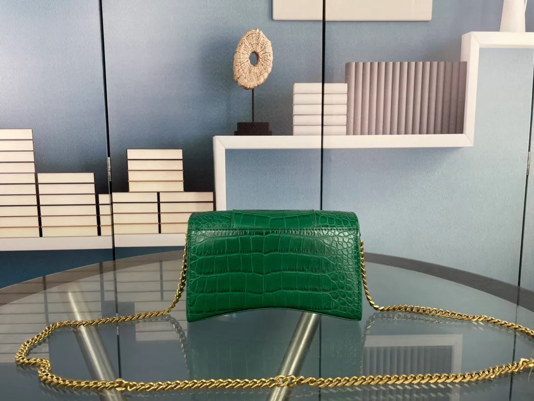 All categories Official website "Brand Women's Bags" Women's Bags 💙 BALENCIAGA 2023 latest Balenciaga crossbody bag