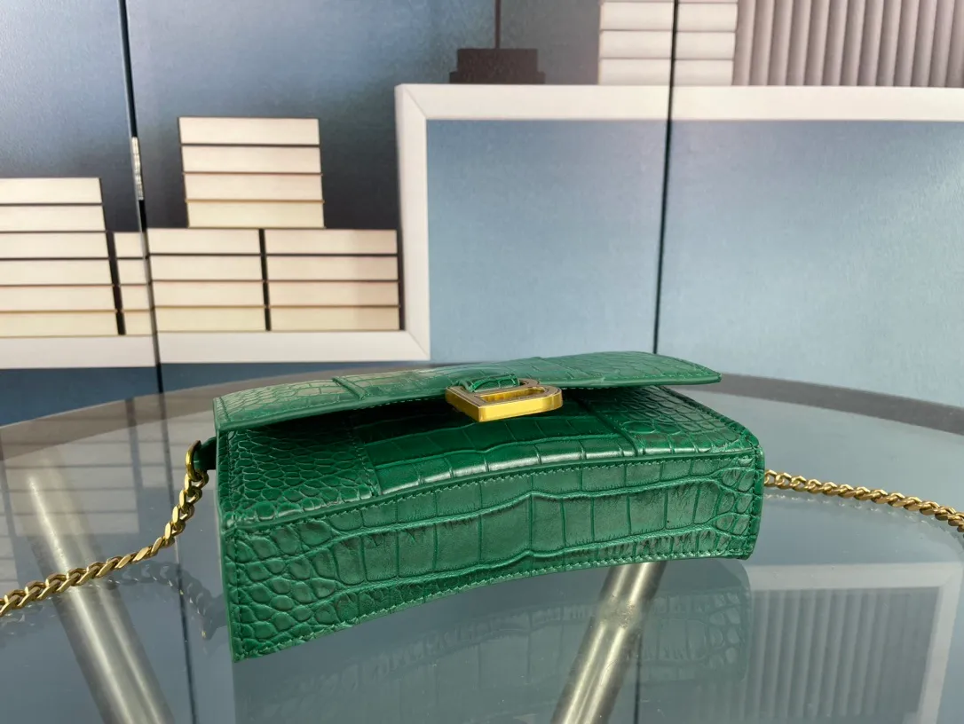 All categories Official website "Brand Women's Bags" Women's Bags 💙 BALENCIAGA 2023 latest Balenciaga crossbody bag