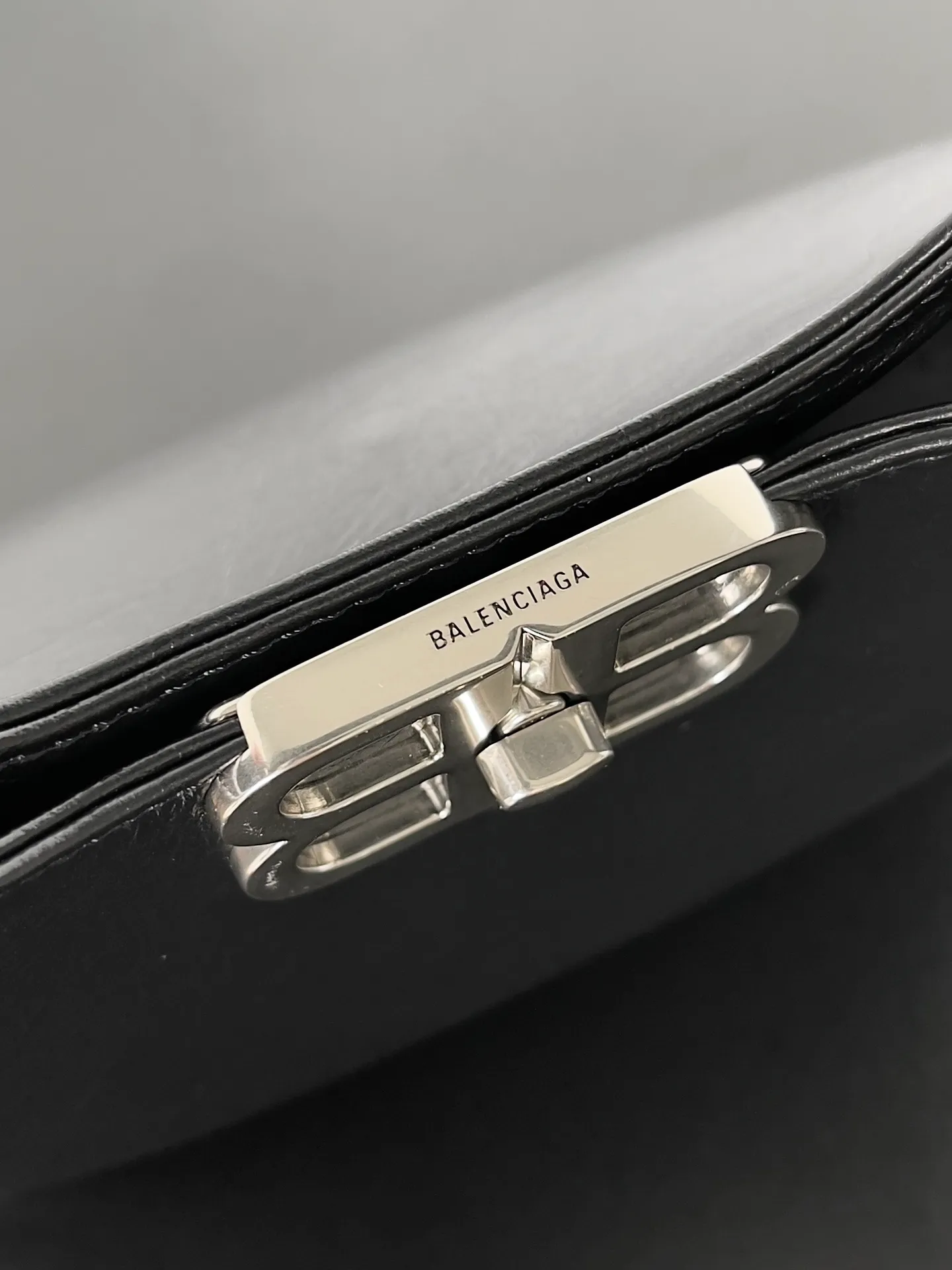 All Categories Balenciaga Women's Bags (Balenciaga) Balenciaga 2205