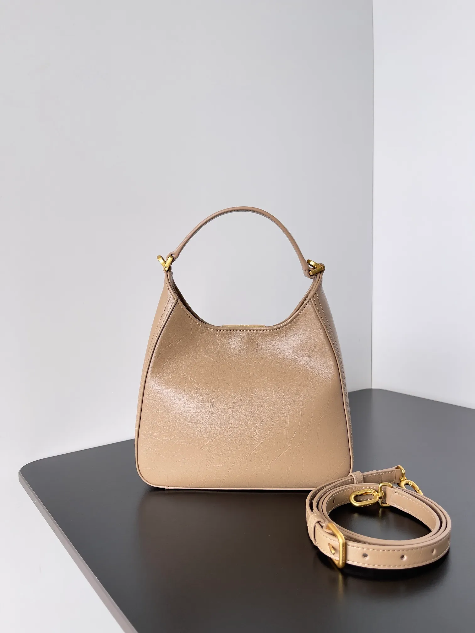 All Categories Balenciaga Women's Bags (Balenciaga) Balenciaga 2205