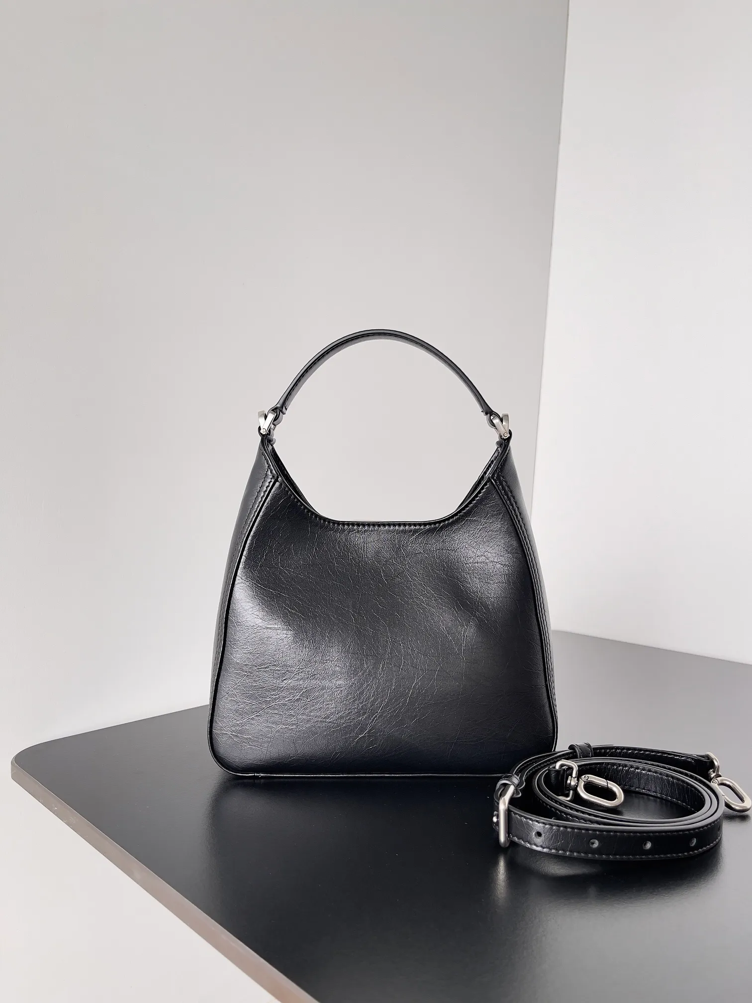 All Categories Balenciaga Women's Bags (Balenciaga) Balenciaga 2205