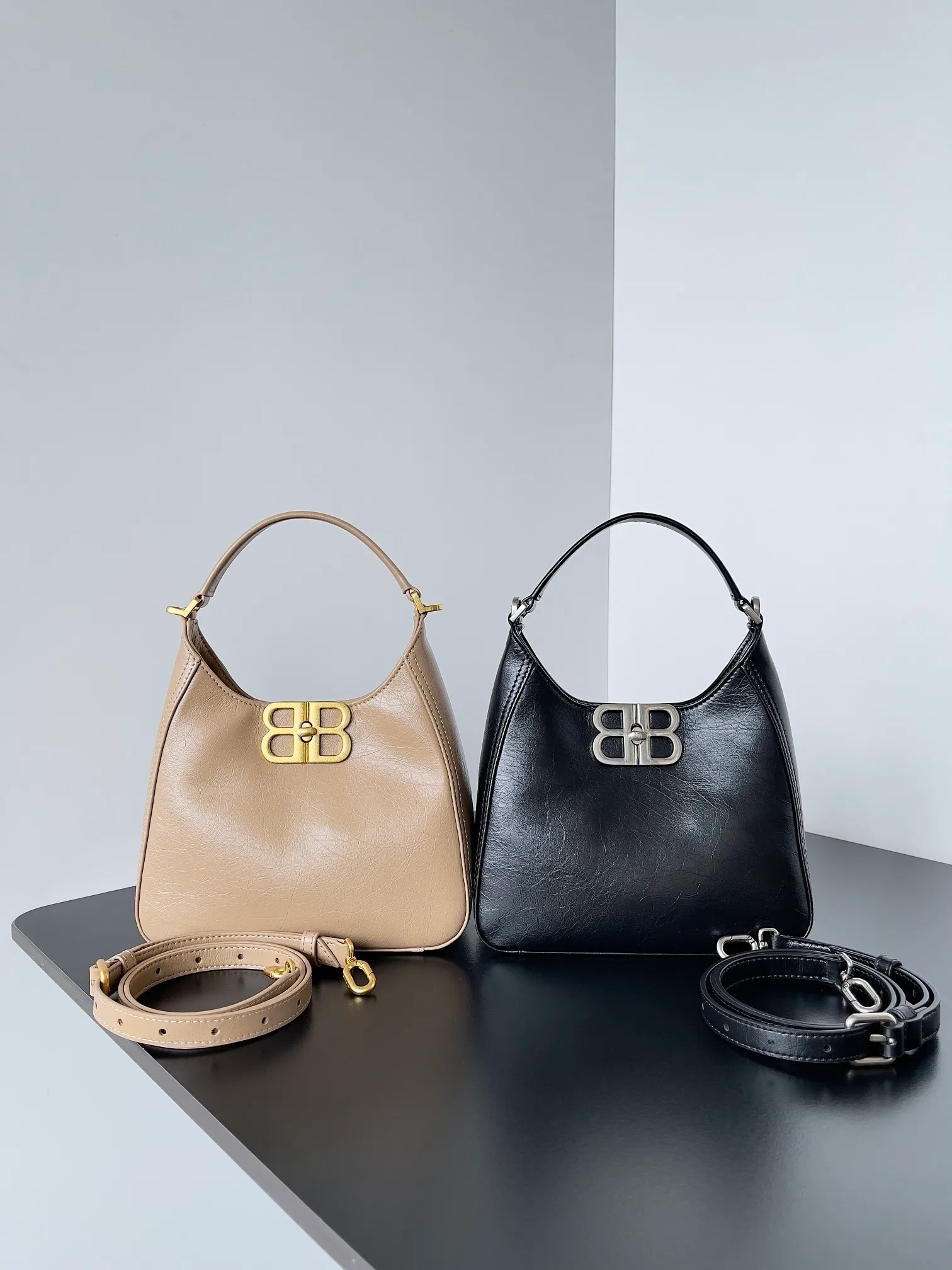 All Categories Balenciaga Women's Bags (Balenciaga) Balenciaga 2205