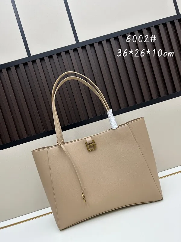 All Categories Balenciaga Women's Bags (Balenciaga) Balenciaga 6002 Large