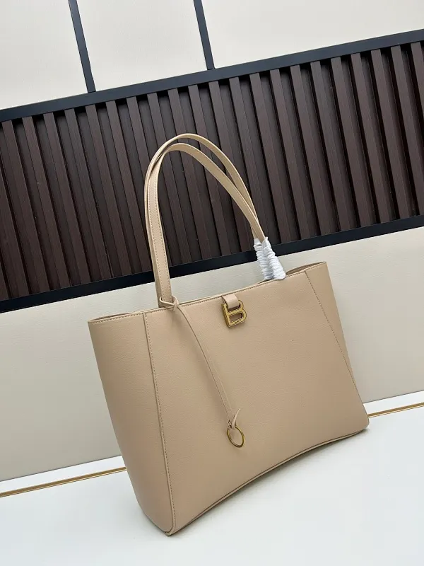 All Categories Balenciaga Women's Bags (Balenciaga) Balenciaga 6002 Large