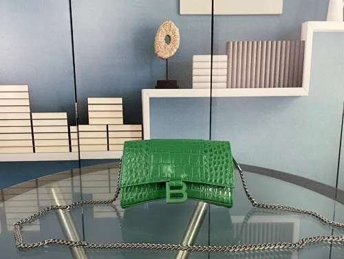 All categories Official website "Brand Women's Bags" Women's Bags 💙 BALENCIAGA 2023 latest Balenciaga crossbody bag